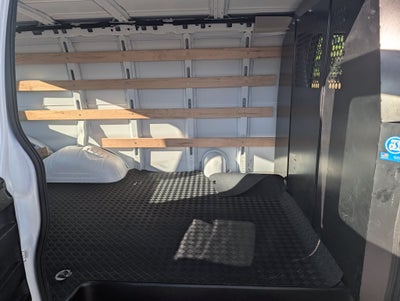 2025 GMC Savana 2500 Work Van