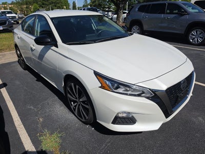2022 Nissan Altima 2.5 SR