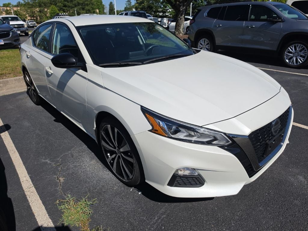 2022 Nissan Altima 2.5 SR