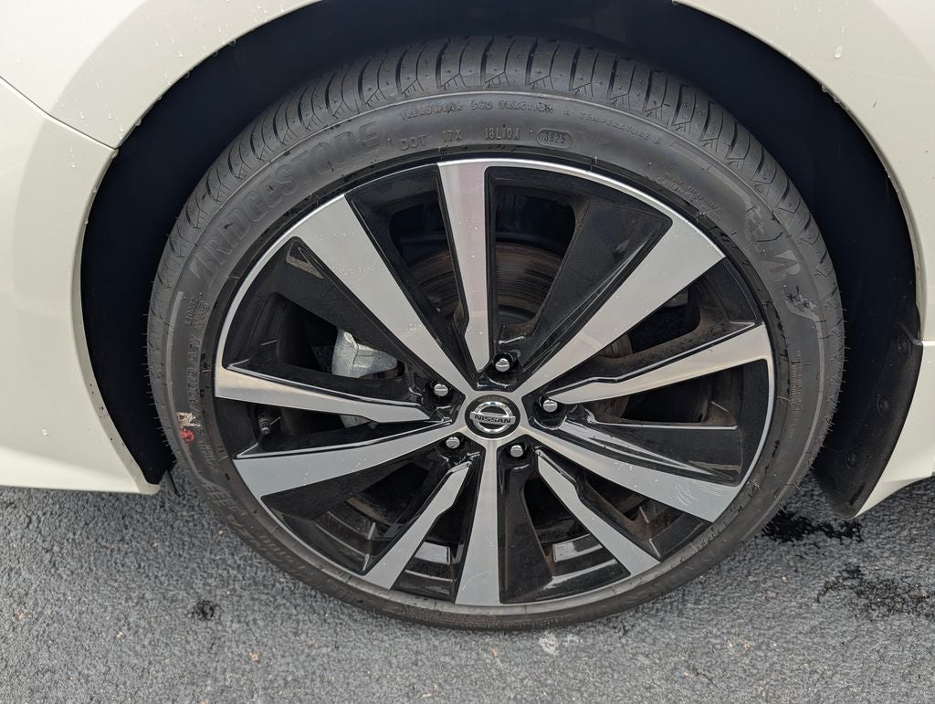 2022 Nissan Altima 2.5 SR