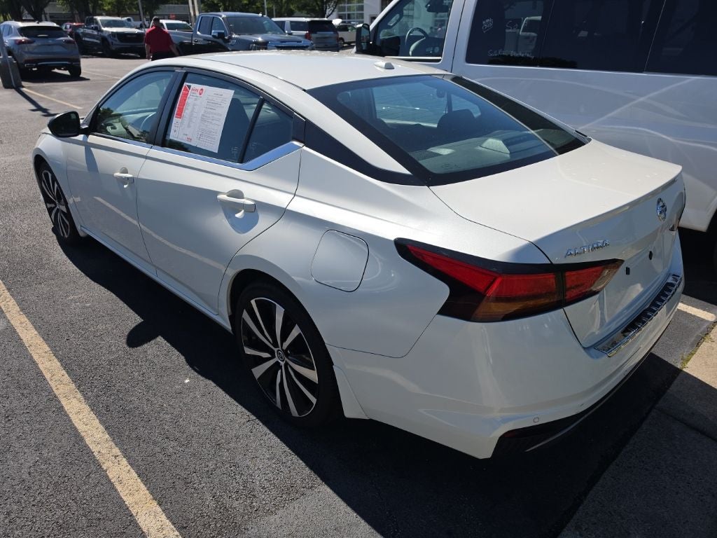 2022 Nissan Altima 2.5 SR