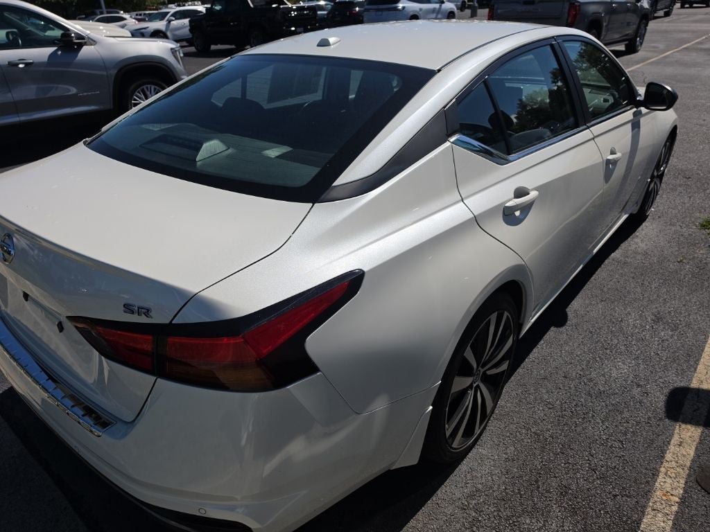 2022 Nissan Altima 2.5 SR