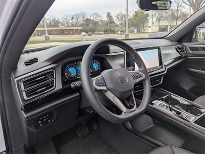 2024 Volkswagen Atlas Cross Sport 2.0T SE w/Technology