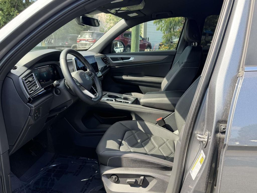 2024 Volkswagen Atlas Cross Sport 2.0T SE