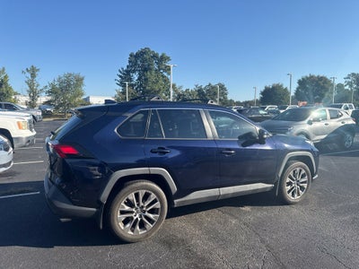 2019 Toyota RAV4 XLE Premium