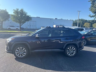 2019 Toyota RAV4 XLE Premium