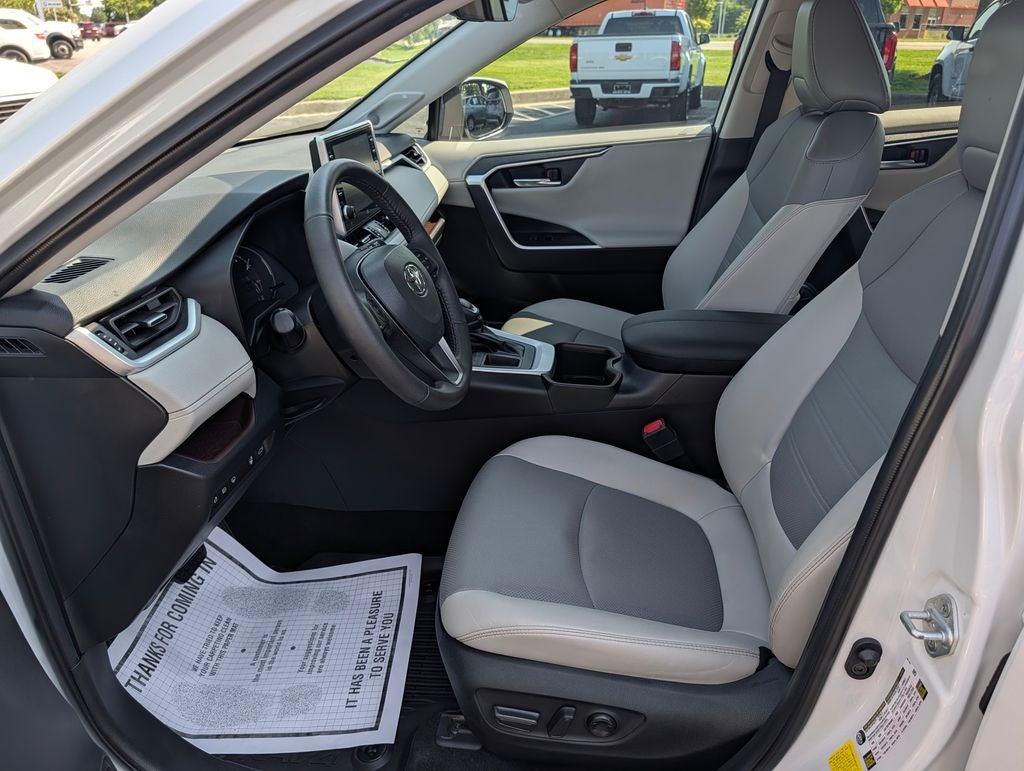 2022 Toyota RAV4 Limited