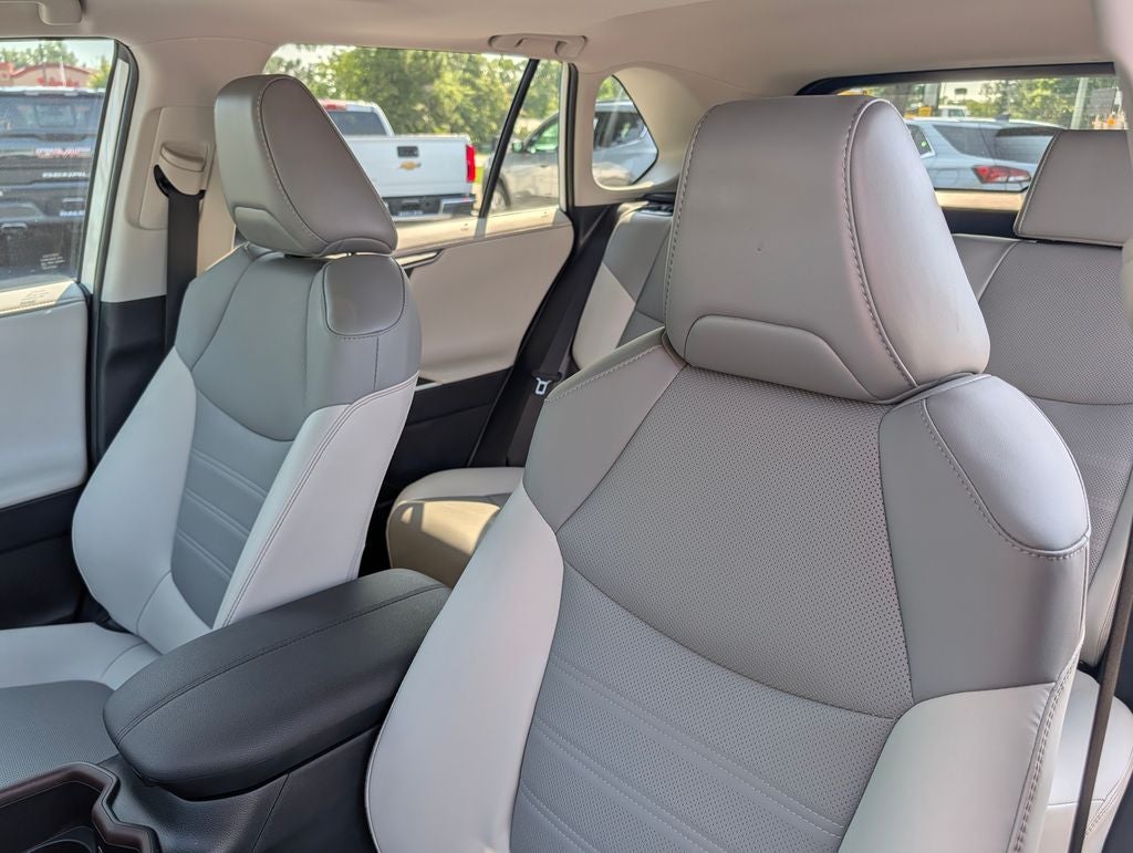 2022 Toyota RAV4 Limited