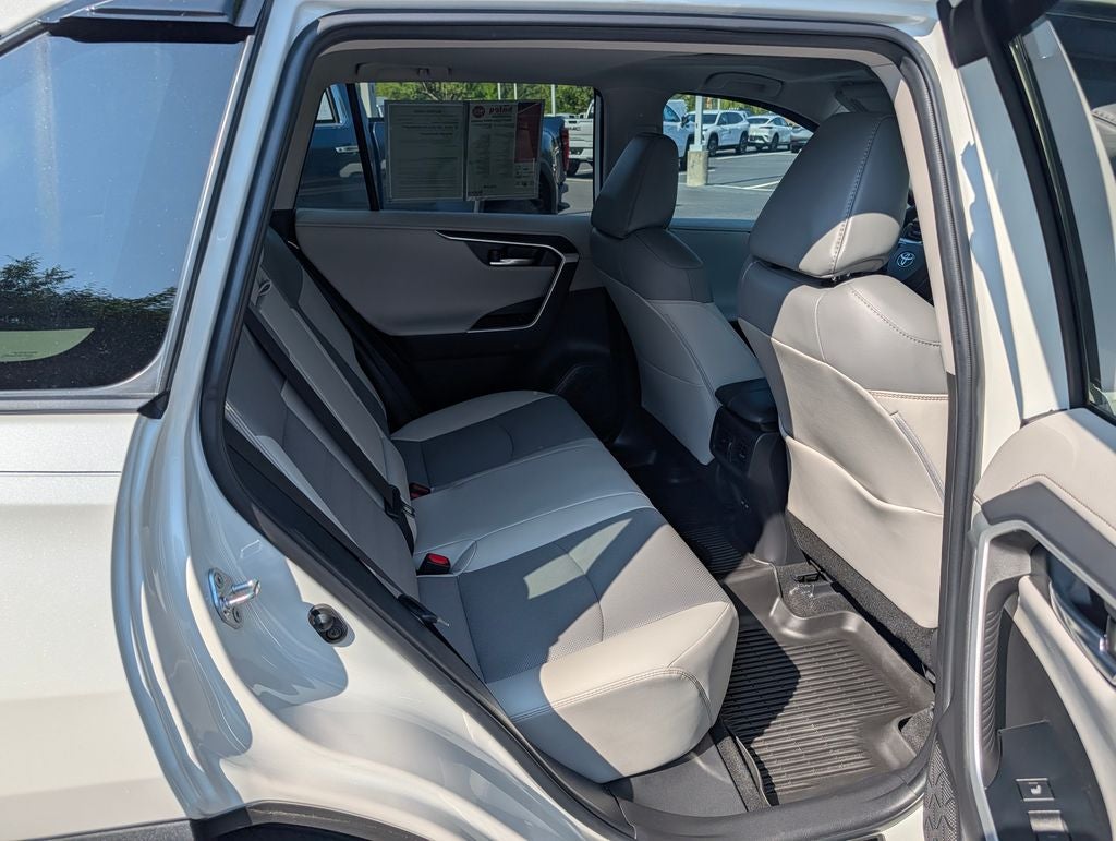 2022 Toyota RAV4 Limited