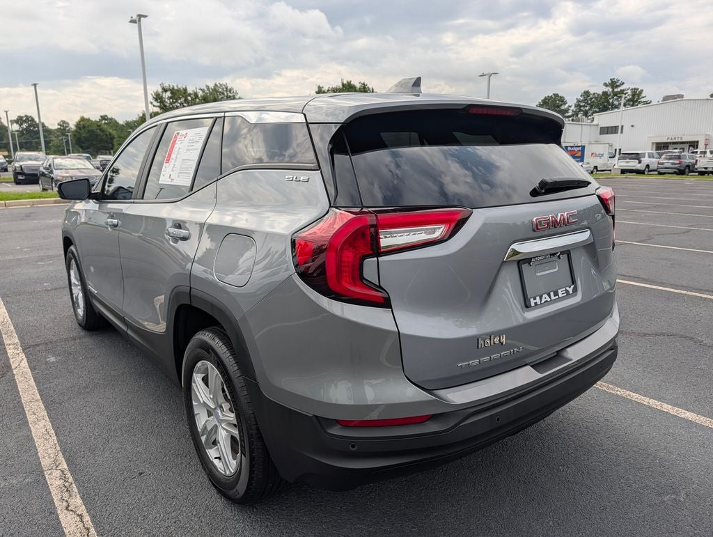 2024 GMC Terrain SLE