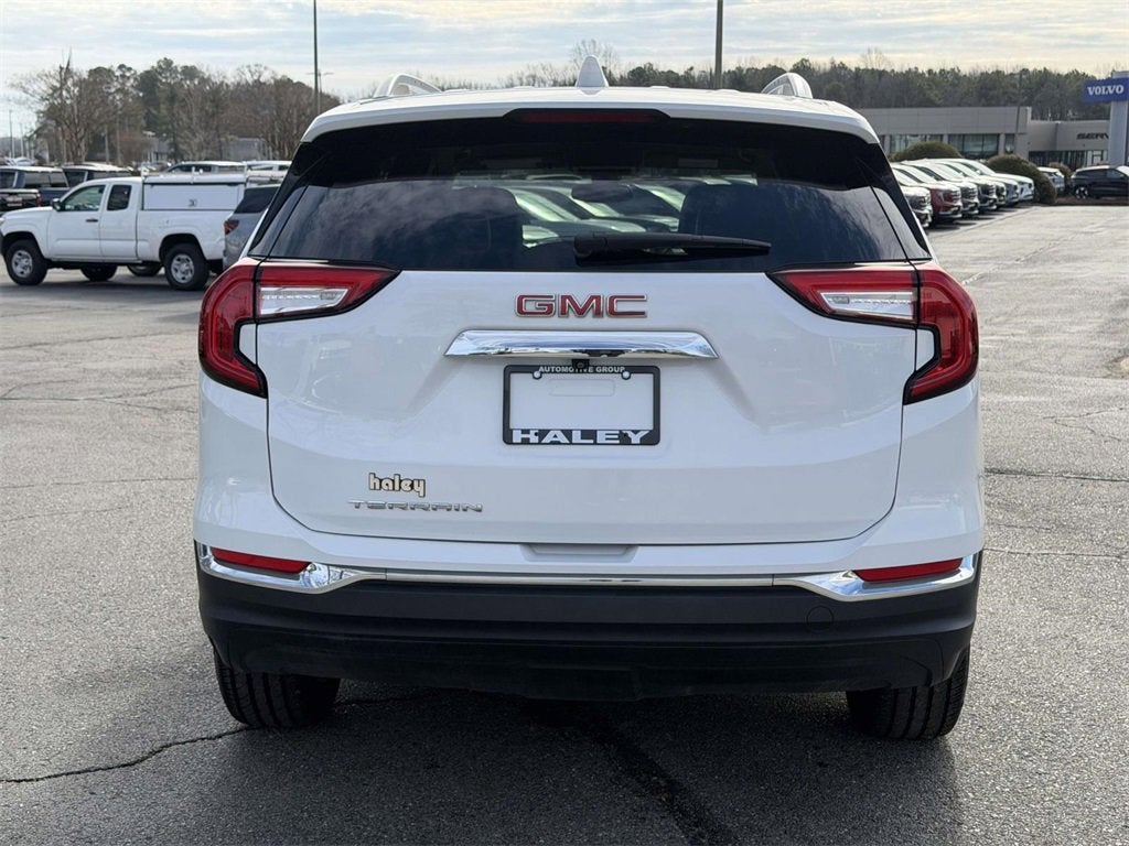 2024 GMC Terrain SLT