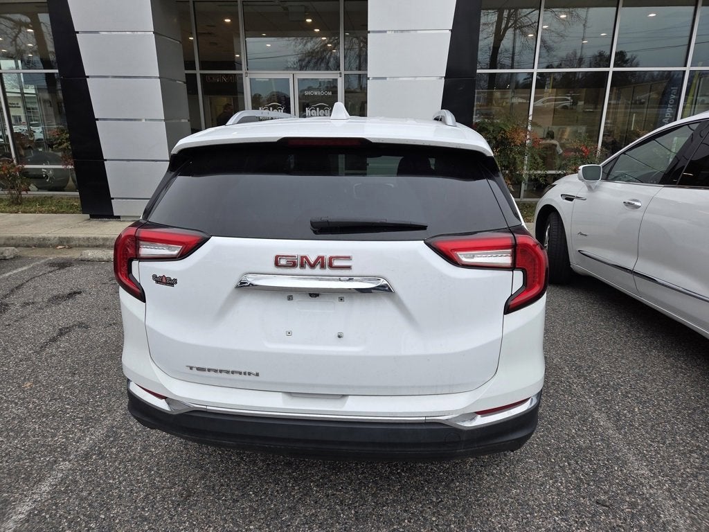 2024 GMC Terrain SLT
