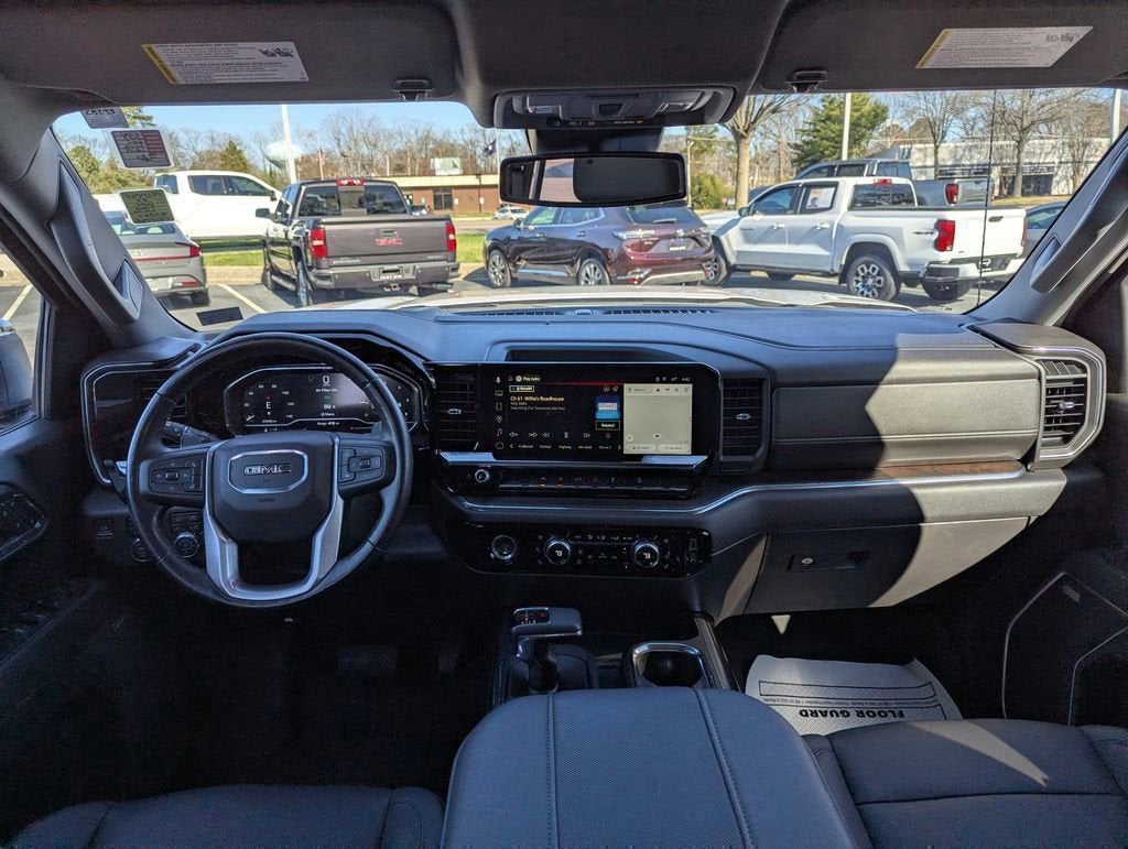 2023 GMC Sierra 1500 SLT