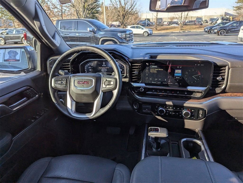 2024 GMC Sierra 1500 SLT