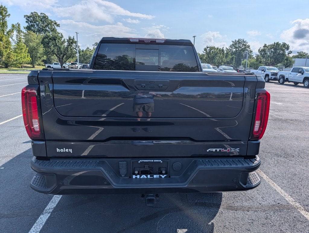 2023 GMC Sierra 1500 AT4X