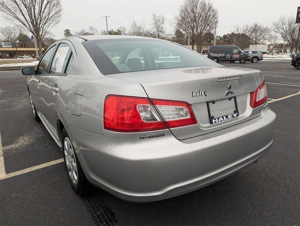 2010 Mitsubishi Galant ES