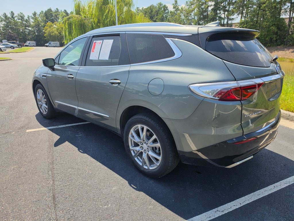 2023 Buick Enclave Essence