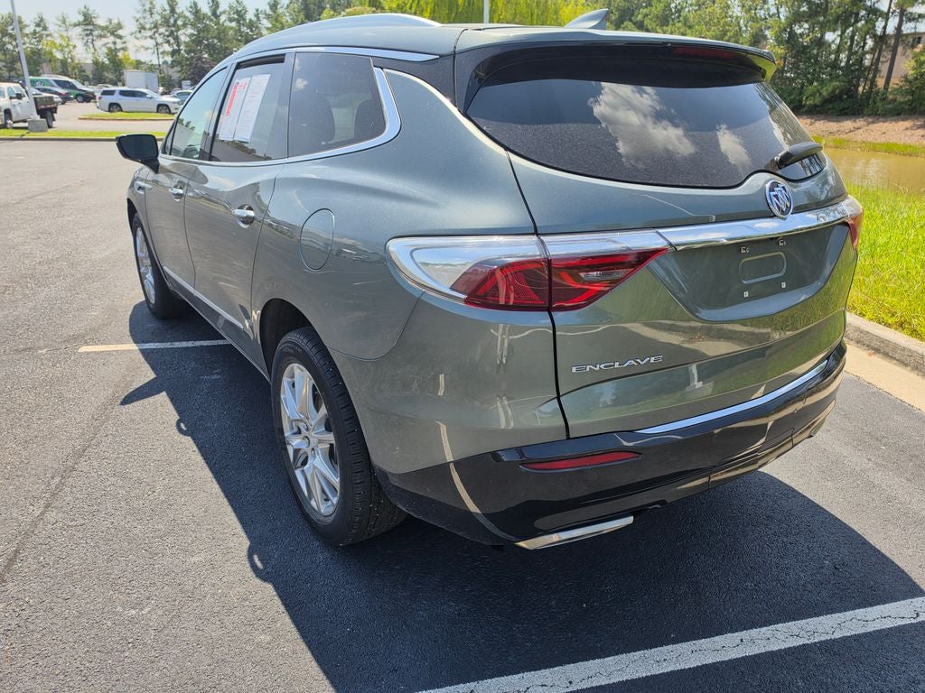 2023 Buick Enclave Essence