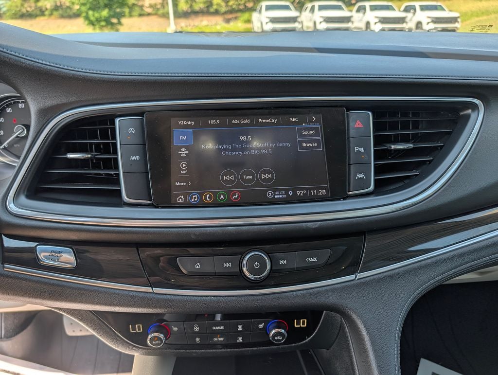 2023 Buick Enclave Essence