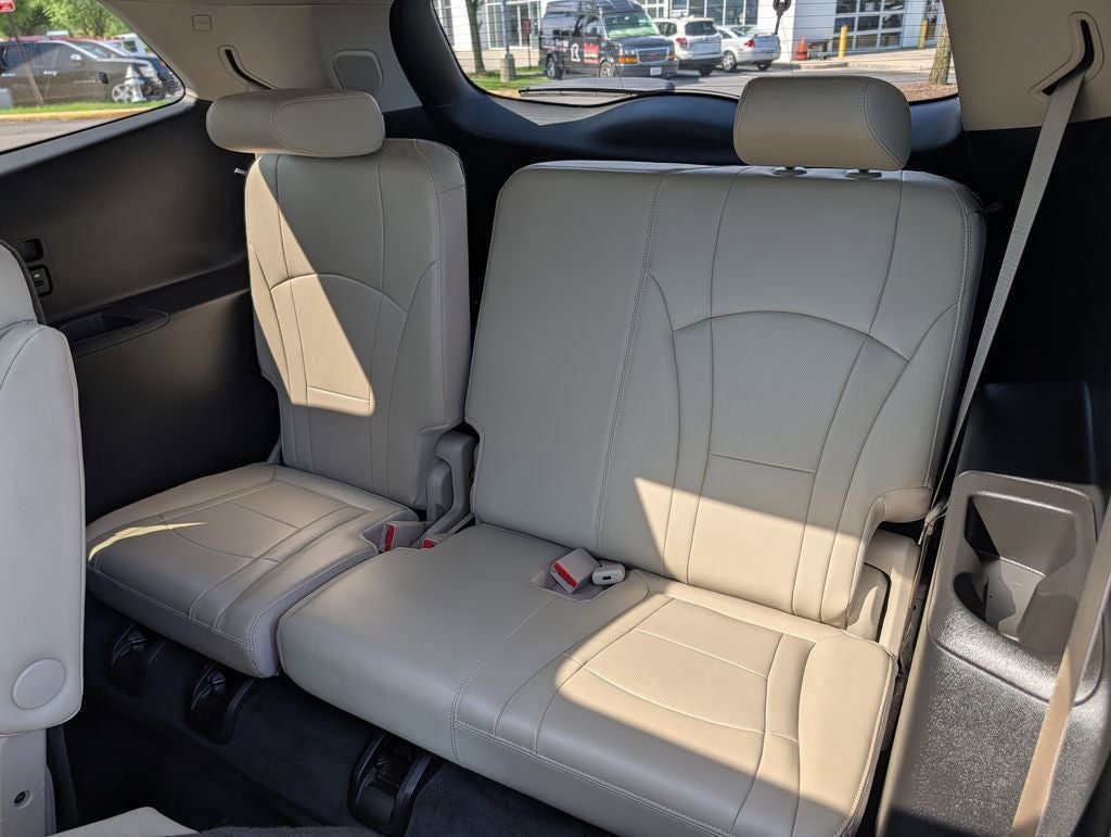 2021 Buick Enclave Essence