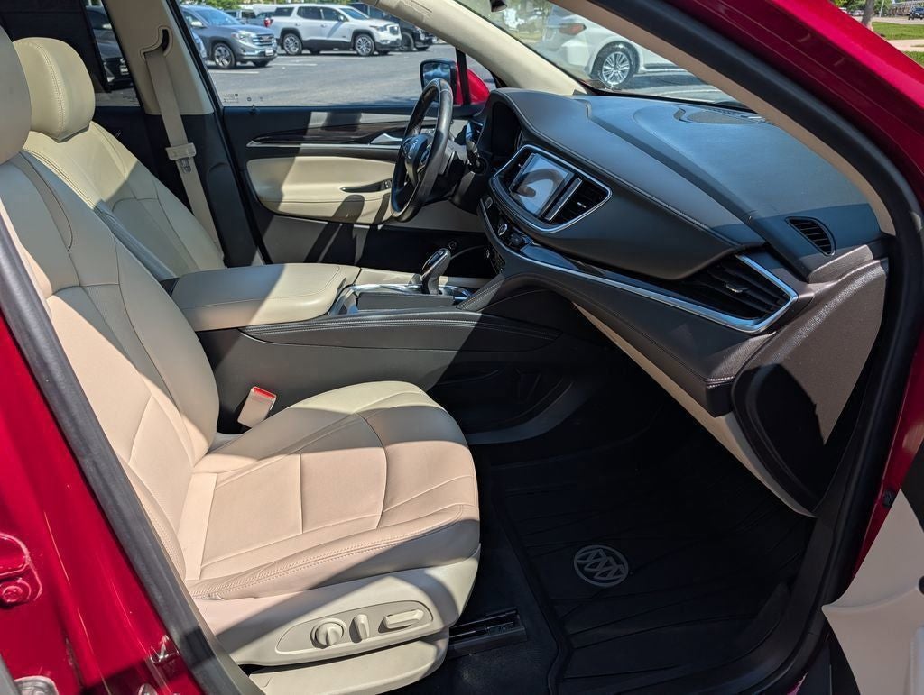2021 Buick Enclave Essence