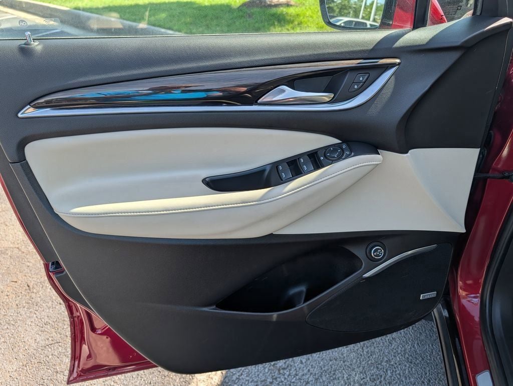2021 Buick Enclave Essence