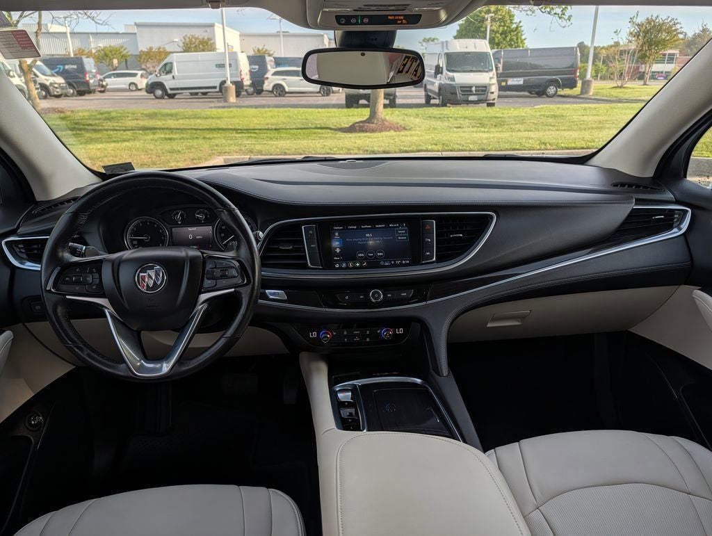 2023 Buick Enclave Essence