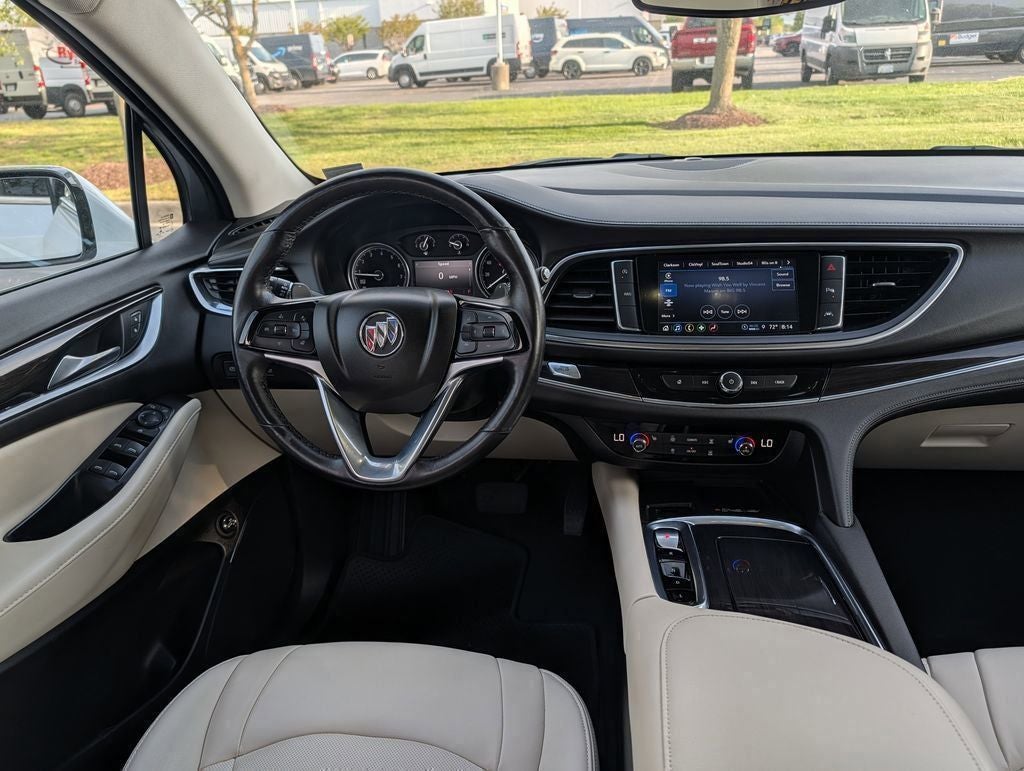 2023 Buick Enclave Essence