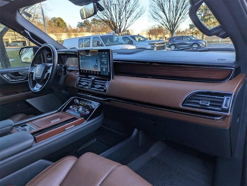 2024 Lincoln Navigator L Reserve