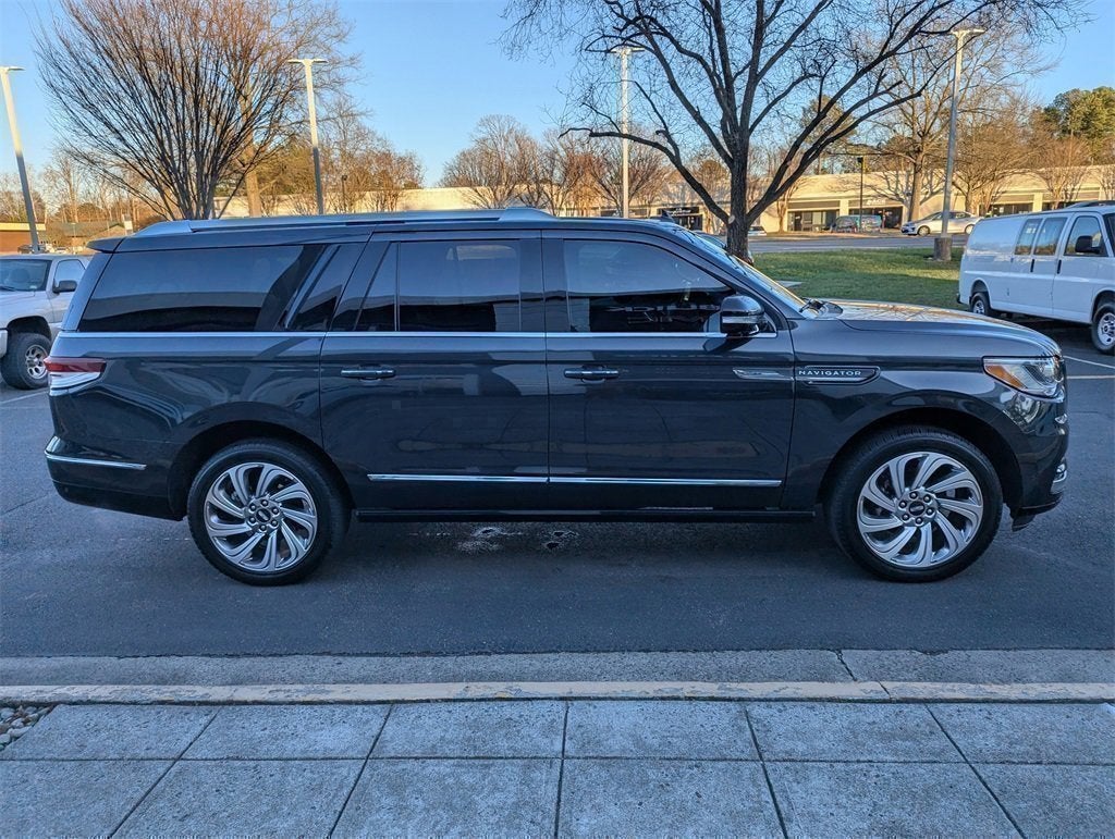 2024 Lincoln Navigator L Reserve
