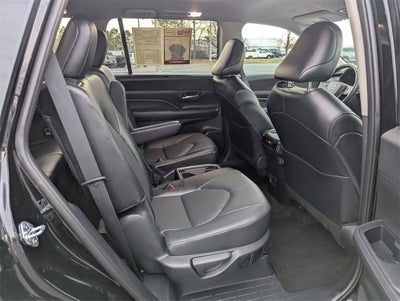 2025 Toyota Grand Highlander XLE