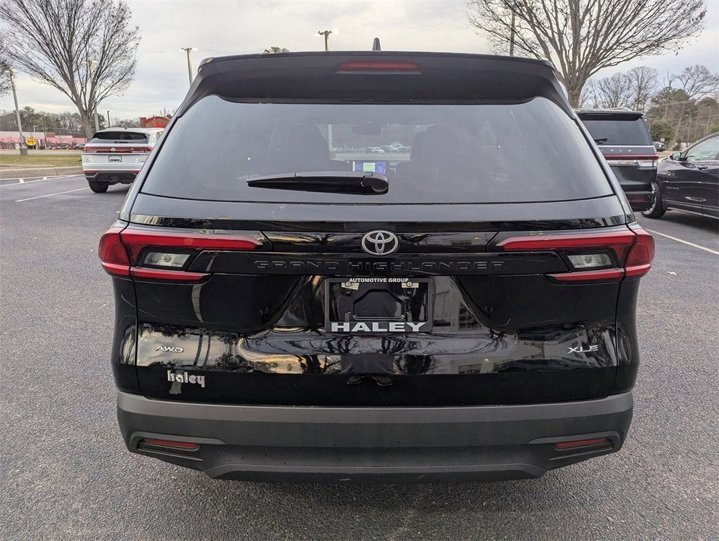 2025 Toyota Grand Highlander XLE