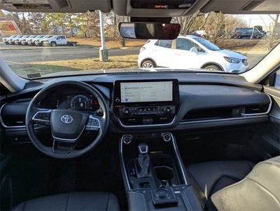 2025 Toyota Grand Highlander XLE