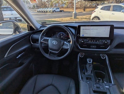 2025 Toyota Grand Highlander XLE