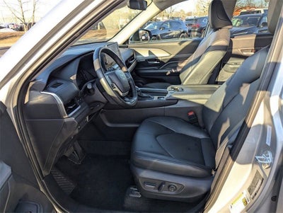 2025 Toyota Grand Highlander XLE