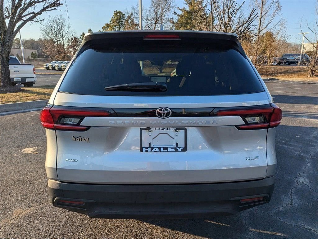 2025 Toyota Grand Highlander XLE