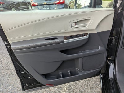 2024 Toyota Sienna LE