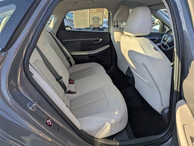 2023 Hyundai Sonata SE