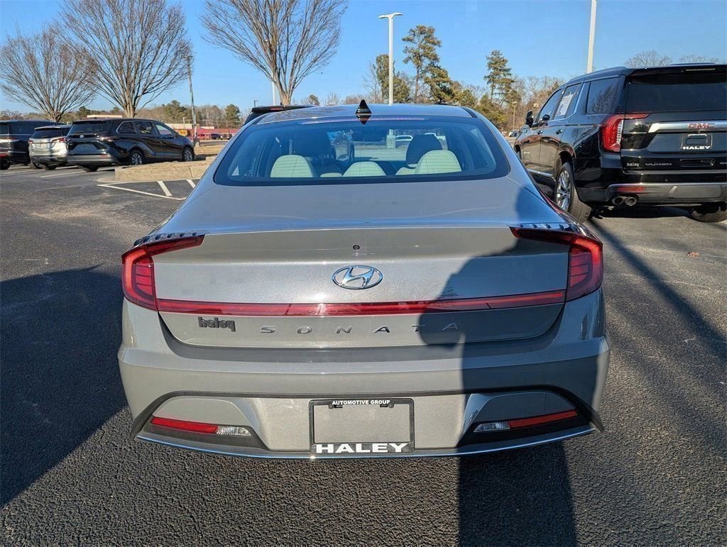 2023 Hyundai Sonata SE
