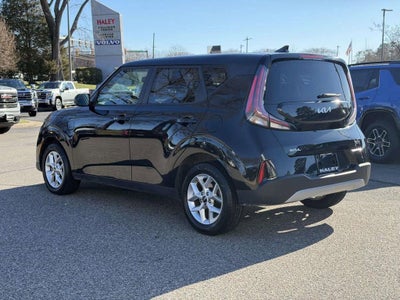 2024 Kia Soul LX