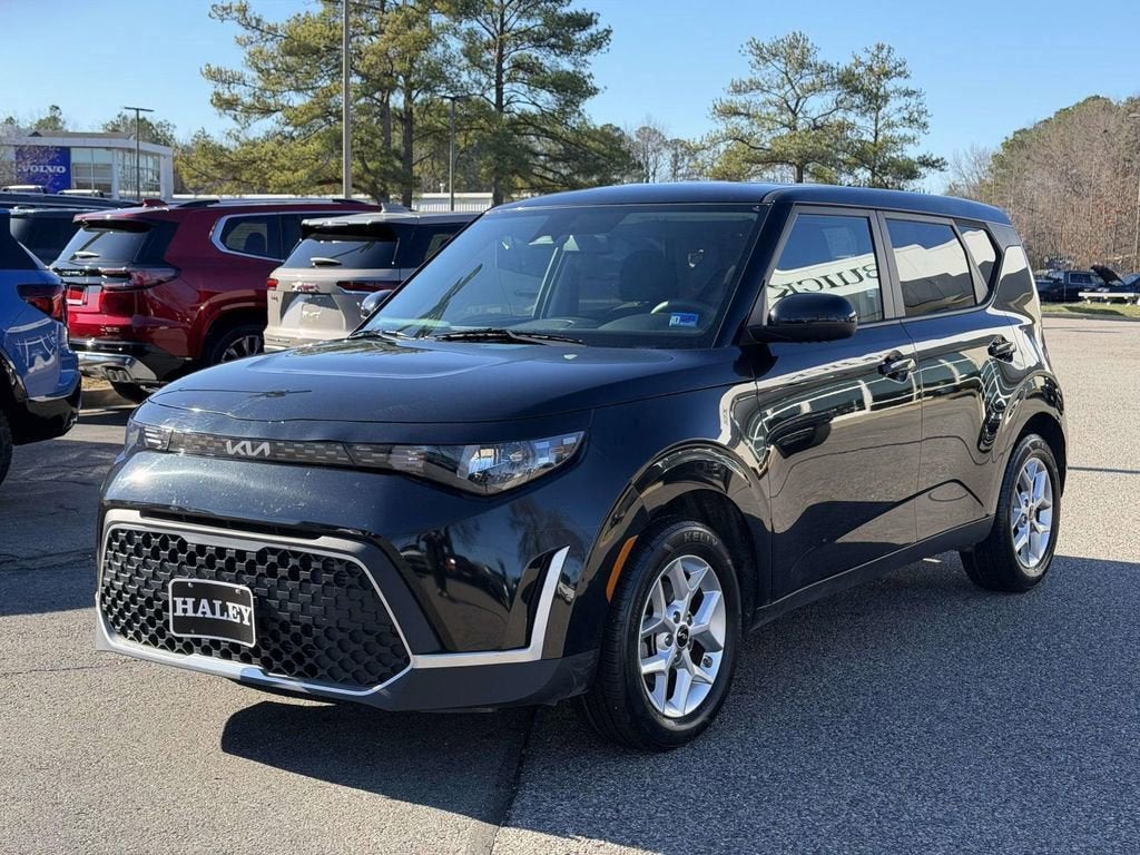 2024 Kia Soul LX