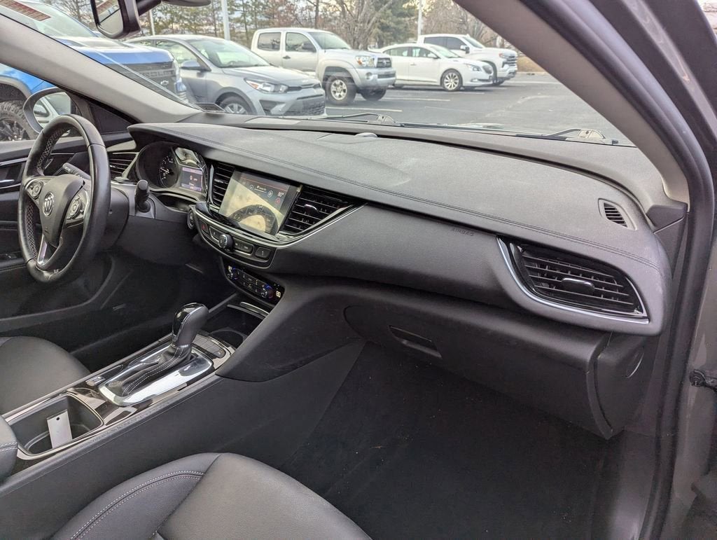 2019 Buick Regal Sportback Essence