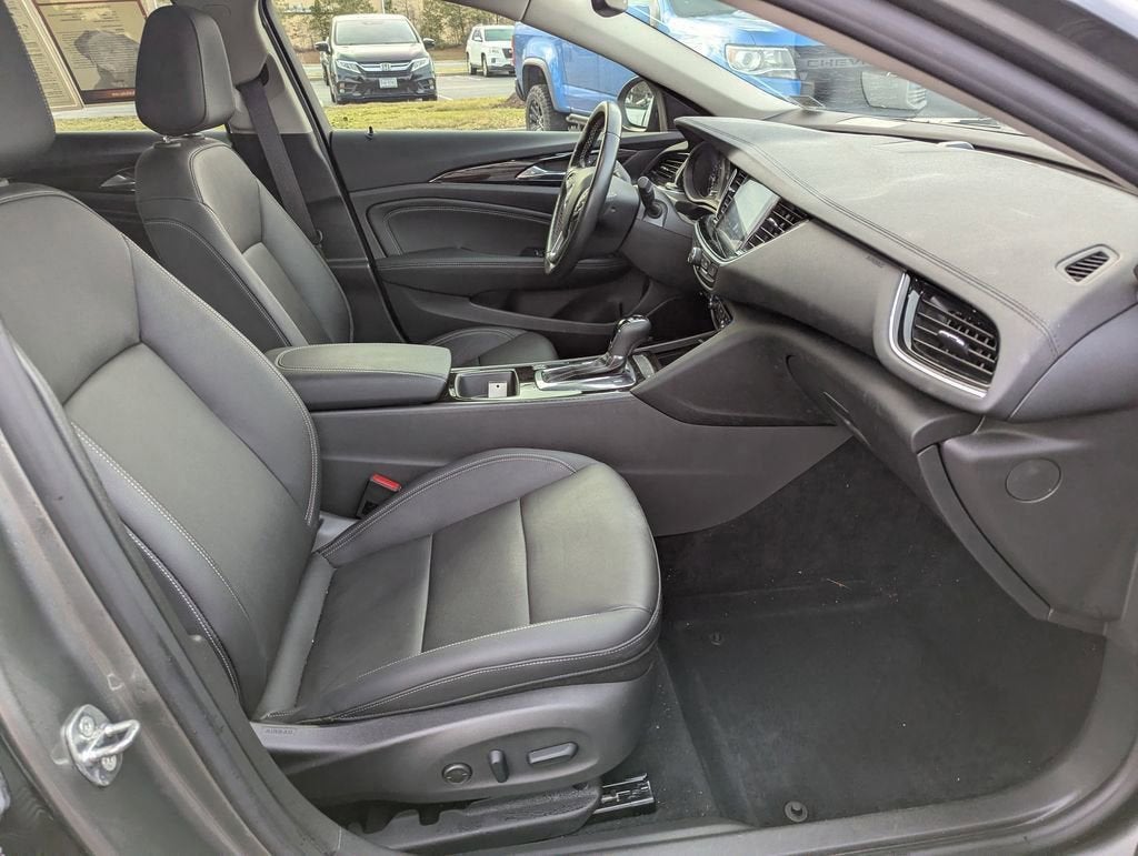 2019 Buick Regal Sportback Essence