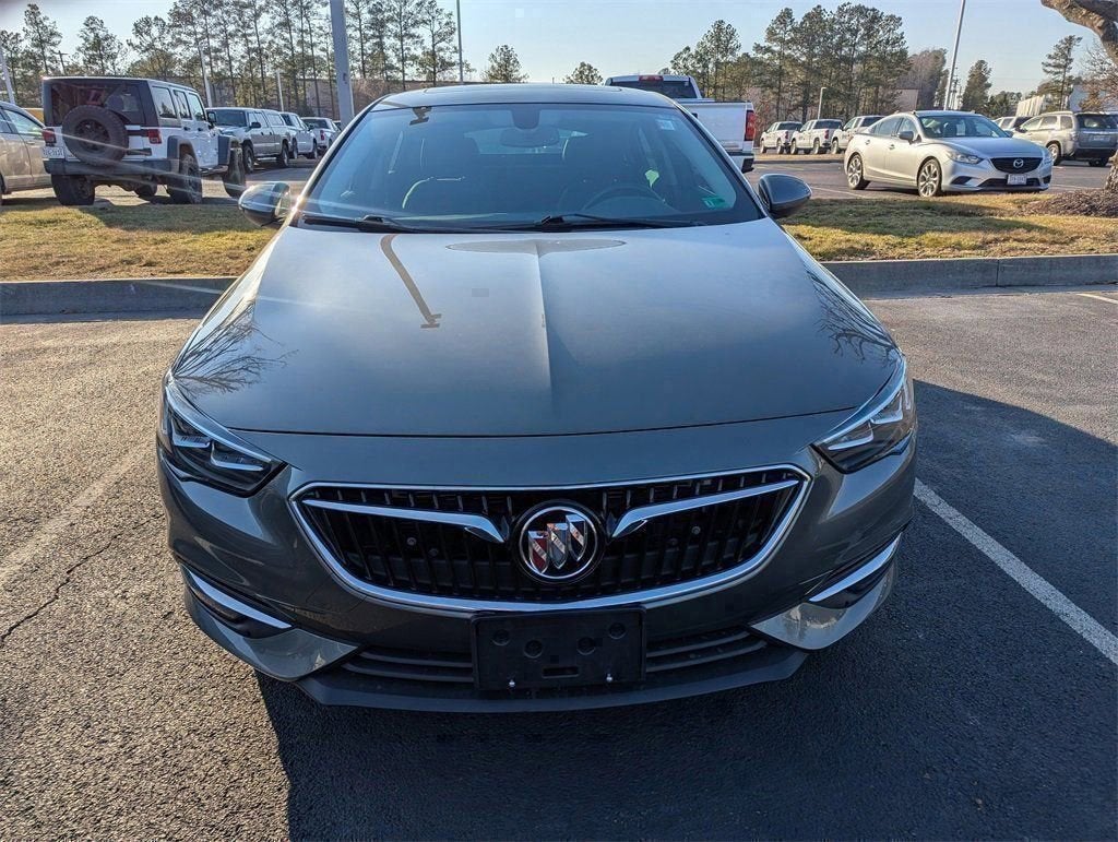 2019 Buick Regal Sportback Essence