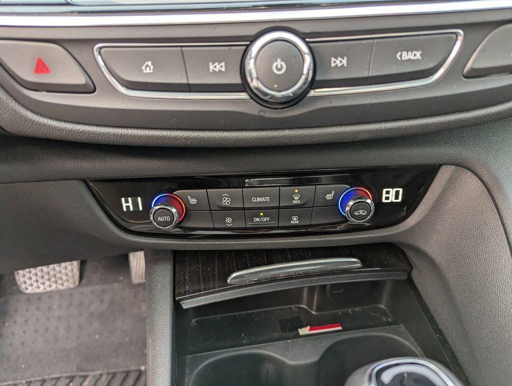 2019 Buick Regal Sportback Essence