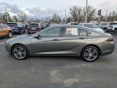 2019 Buick Regal Sportback Essence