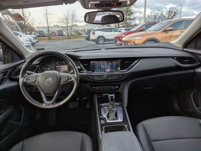 2019 Buick Regal Sportback Essence