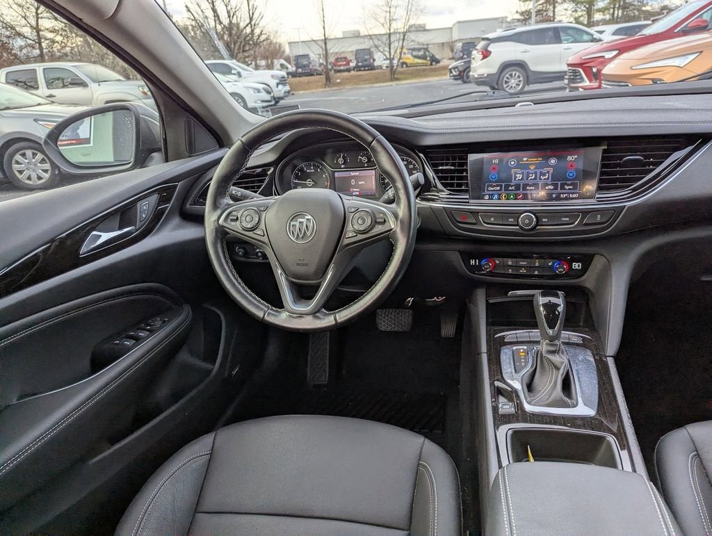 2019 Buick Regal Sportback Essence