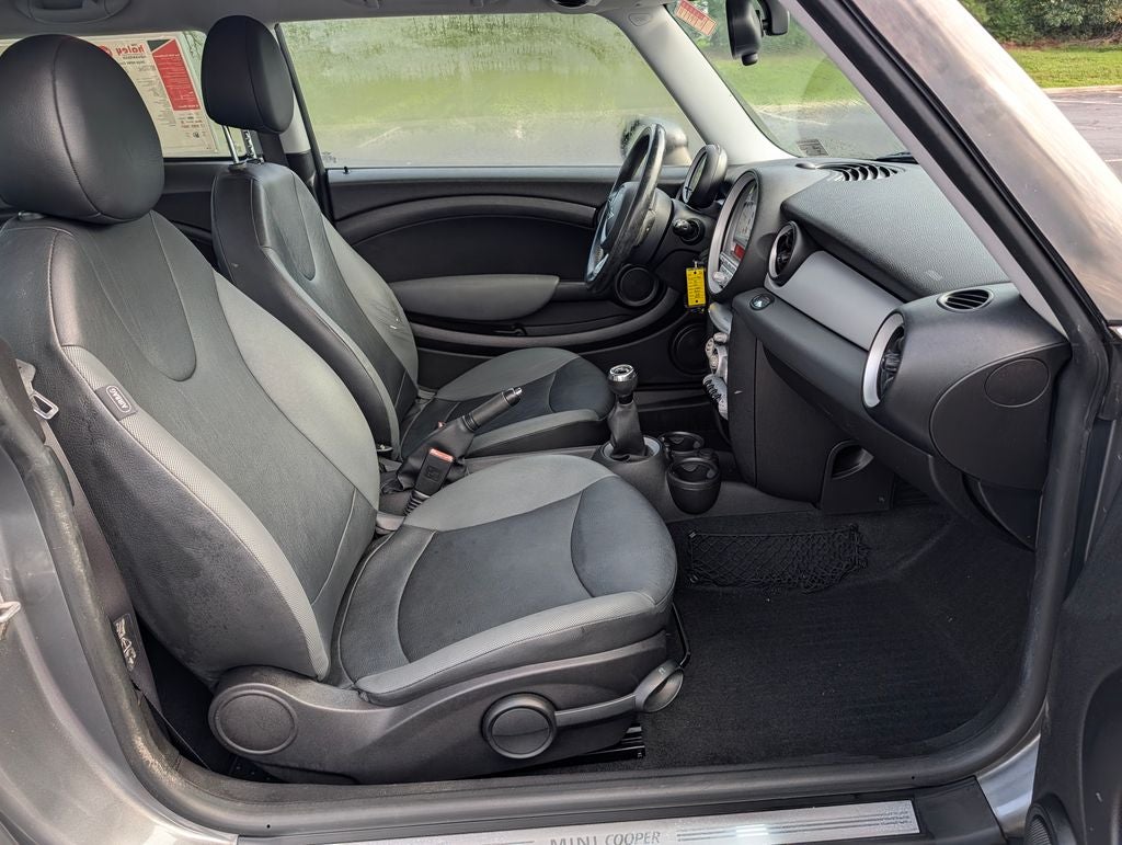 2010 MINI Cooper Base