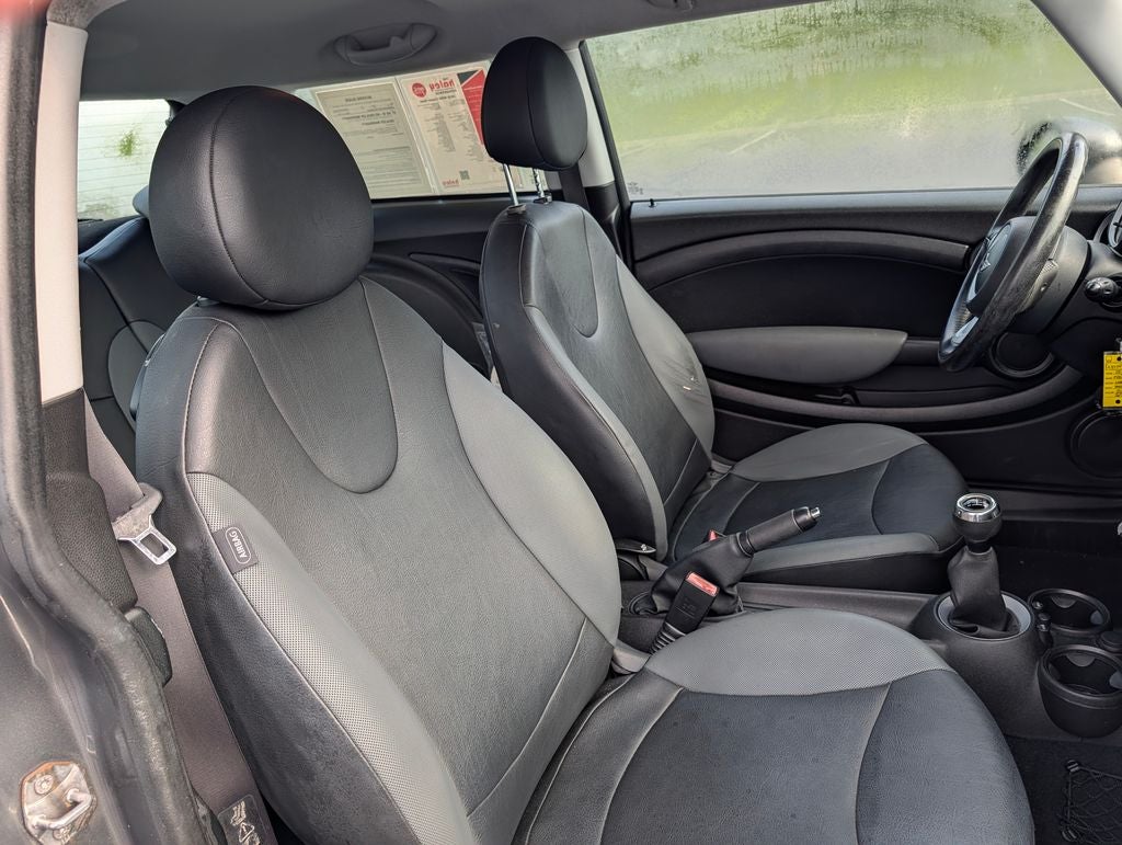 2010 MINI Cooper Base